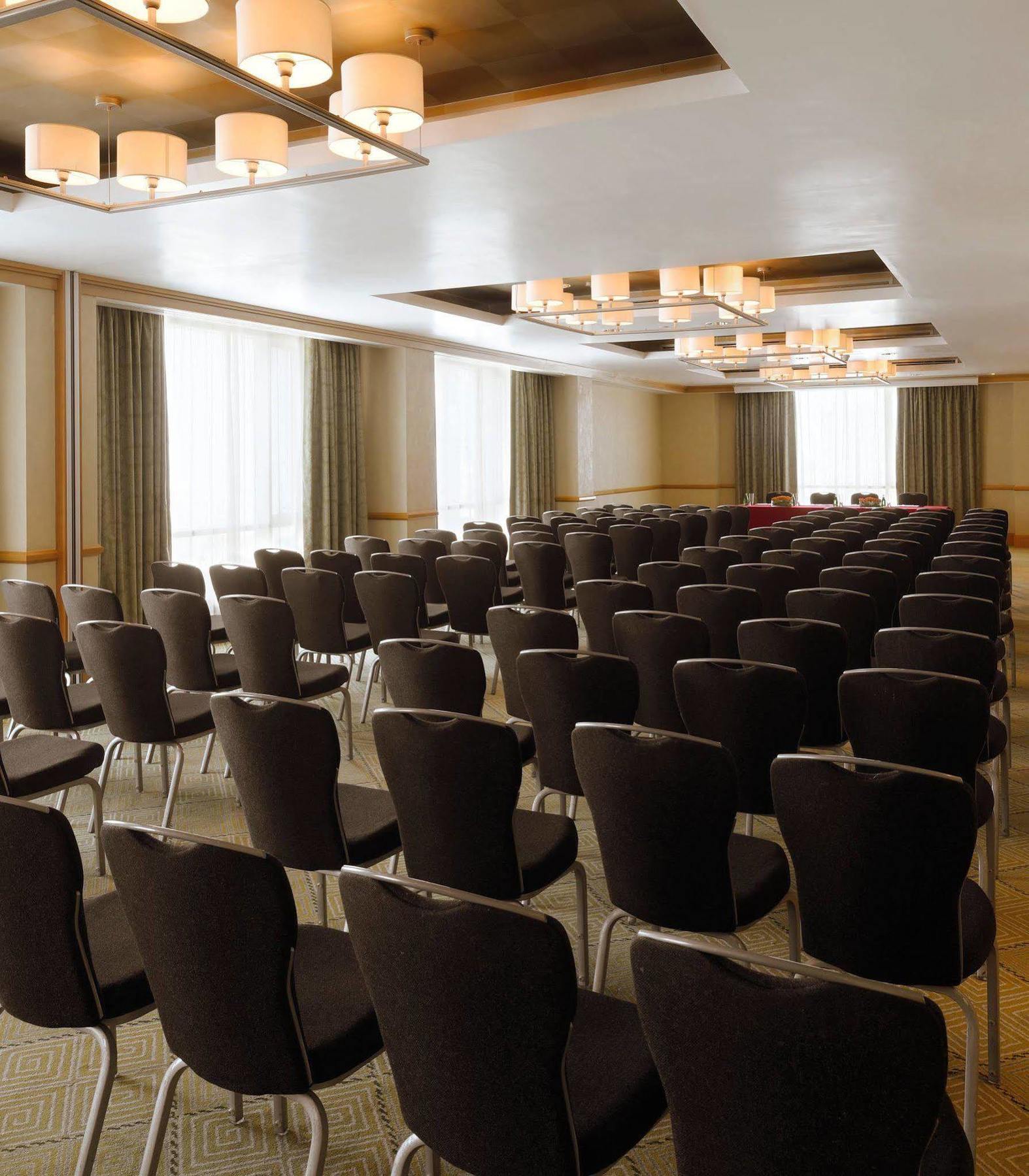 คอร์ตยาร์ด คูเวต ซิตี้ Hotel Kuwait City ภายนอก รูปภาพ