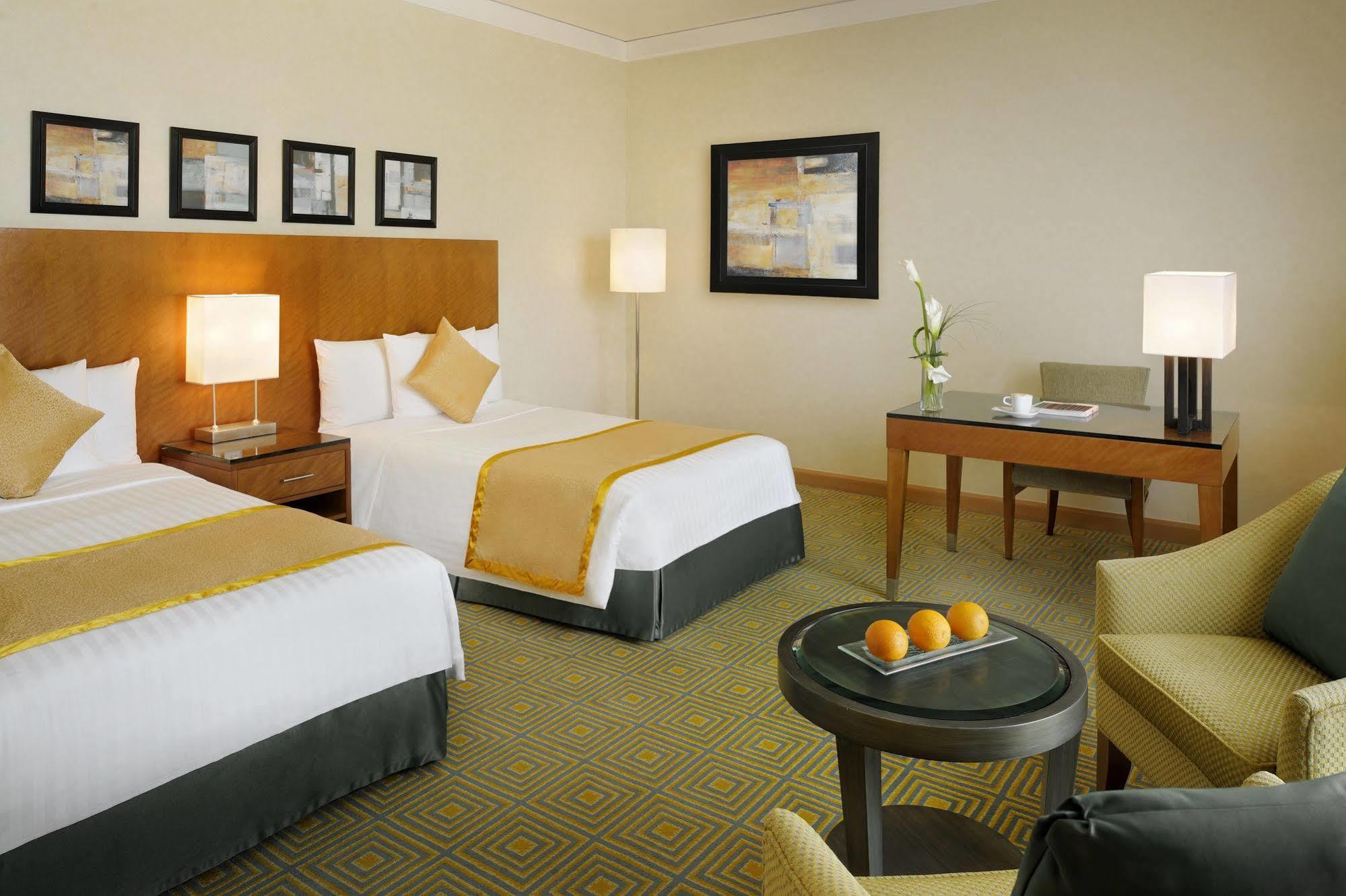 คอร์ตยาร์ด คูเวต ซิตี้ Hotel Kuwait City ภายนอก รูปภาพ